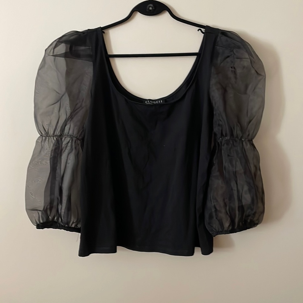 Puff sleeve blouse